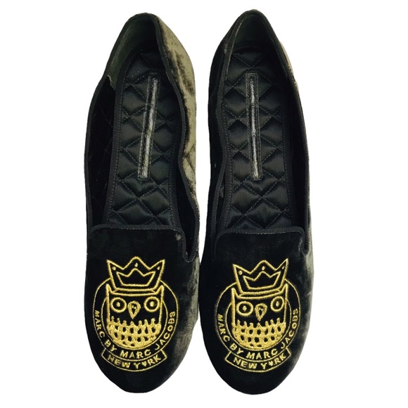 MARC BY MARC JACOBS Black Velvet Owl Smoking Slipper - Picture 2 of 14